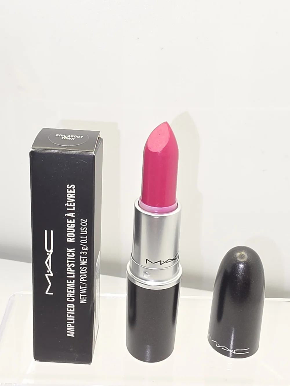 DISCONTINUED MAC FAN-FAVORITE LIPSTICK - 
